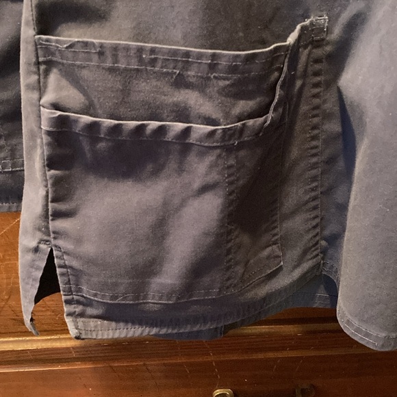 Cherokee Scrub tops size Large - Picture 3 of 5